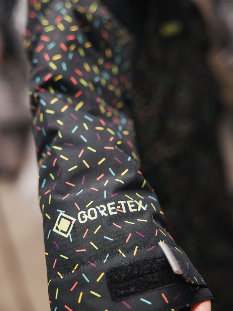 Digging_through_archives_decades_innovation_burton_GORETEX_Kids_OnePiece_