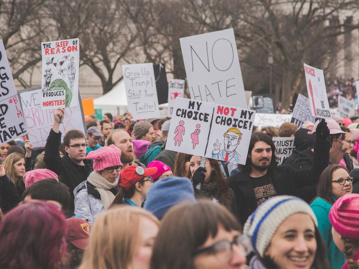 Burton employee Hannah Farda said, “It’s great that we showed up, and we’re going to need to keep showing up. Going to this march is just a first step to engaging in direct action.”