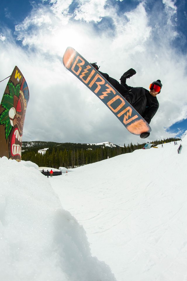 Asher Humphreys, air to fakie.