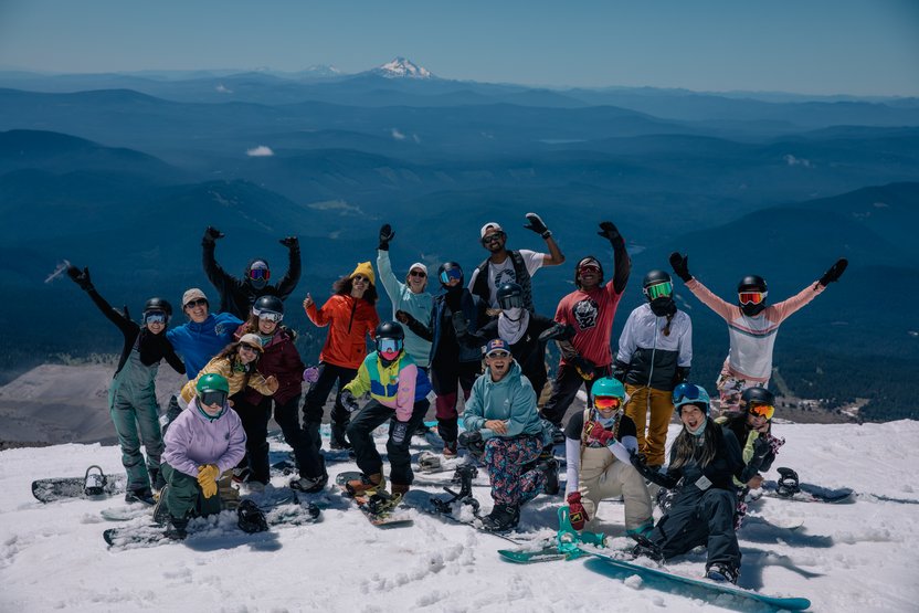 Burtonライダーのマーク・マクモリス、ゼブ・パウエル、ロブ・ロースラーとのグループセッション