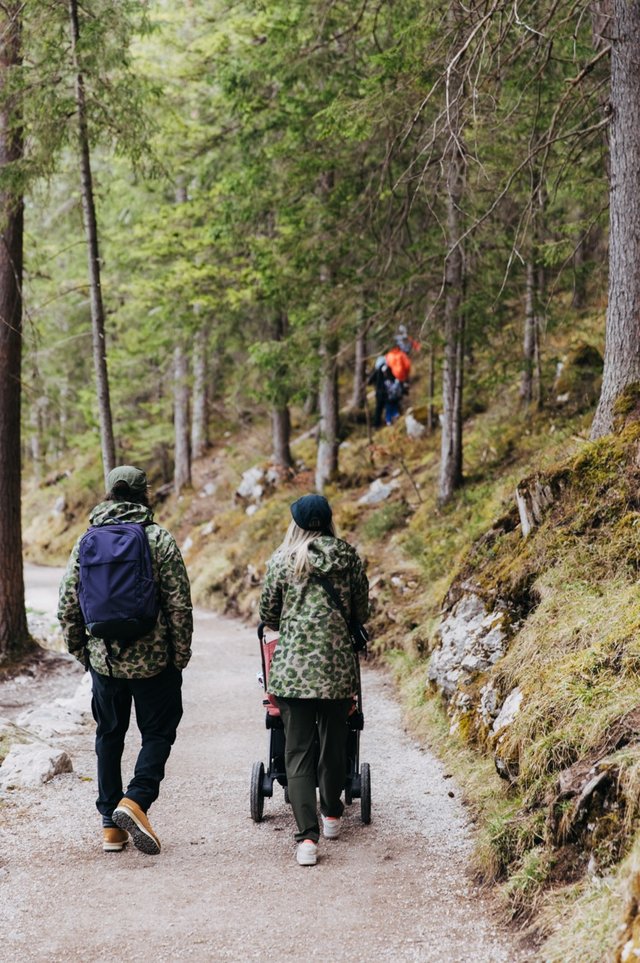 Group_F23FallHike_GarmischGER_JesseDawson_7076 Large.jpeg